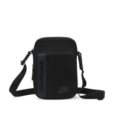 Nike Elemental Premium Crossbody Bag (4L) Black - Musta - Reppu Nike Elemental Premium Crossbody Bag (4L) Black - Musta - Reppu