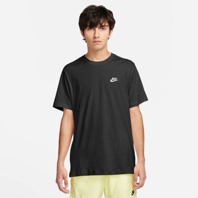 Nike Sportswear Club Tee Black - Musta - Lyhythihainen T-paita