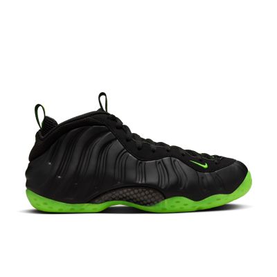 Nike Air Foamposite One "Black Volt" - Musta - Lenkkarit