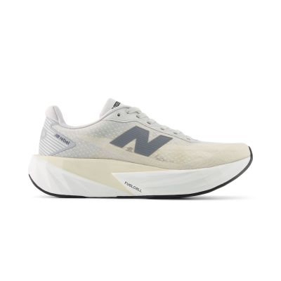 New Balance FuelCell Rebel v5 WFCXLX5 7.5 - Ruskea - Lenkkarit New Balance FuelCell Rebel v5 WFCXLX5 7.5 - Ruskea - Lenkkarit
