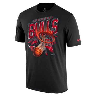 Nike NBA Chicago Bulls Courtside Tee - Musta - Lyhythihainen T-paita Nike NBA Chicago Bulls Courtside Tee - Musta - Lyhythihainen T-paita