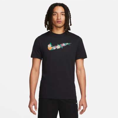 Nike Tropical Swoosh Basketball Tee - Musta - Lyhythihainen T-paita Nike Tropical Swoosh Basketball Tee - Musta - Lyhythihainen T-paita