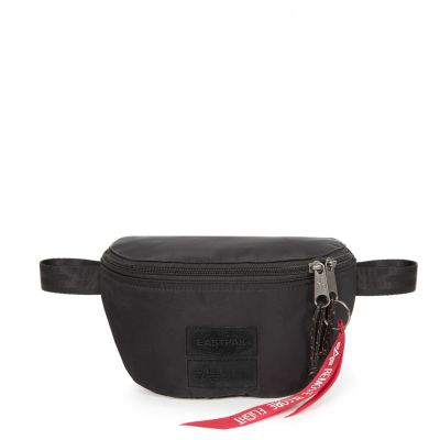 Eastpak x Alpha Industries SPRINGER Dark - Musta - Hip laukku Eastpak x Alpha Industries SPRINGER Dark - Musta - Hip laukku
