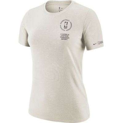 Nike Team 31 Courtside NBA Wmns Tee - Valkoinen - Lyhythihainen T-paita Nike Team 31 Courtside NBA Wmns Tee - Valkoinen - Lyhythihainen T-paita